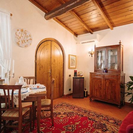 Lago Del Turano - La Taverna Con Cucina Open Space E Free Wi-Fi Ascrea Luaran gambar