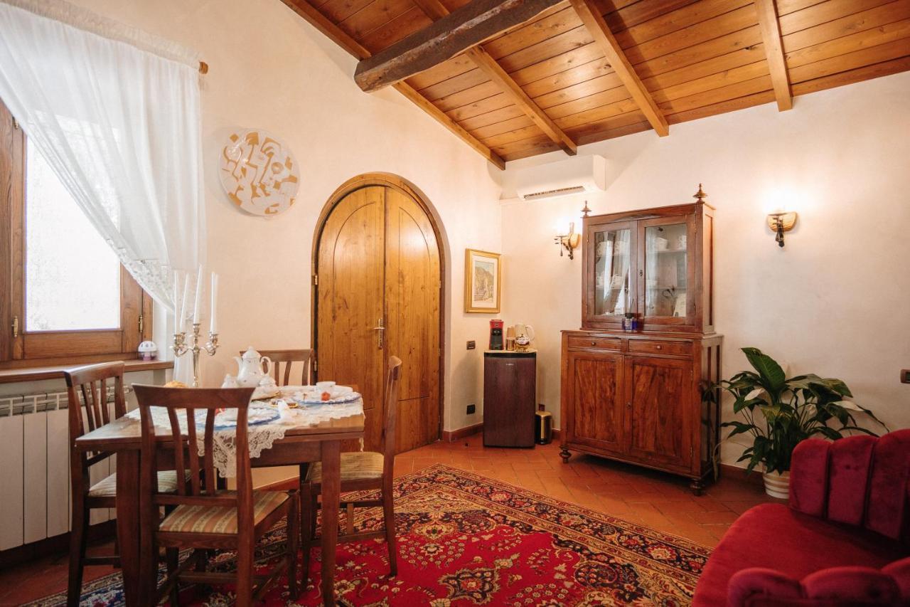 Lago Del Turano - La Taverna Con Cucina Open Space E Free Wi-Fi Ascrea Luaran gambar